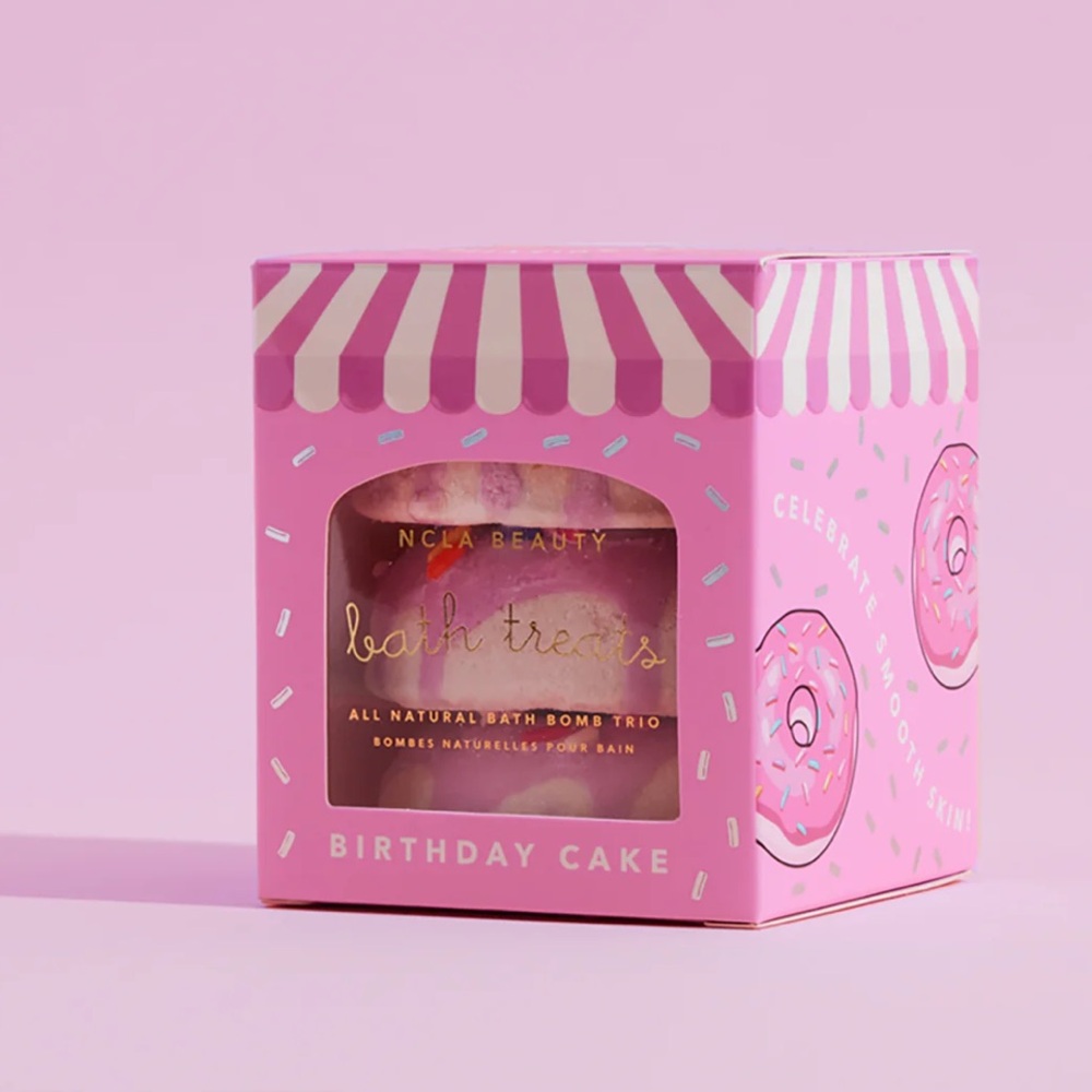 NCLA birthday cake bath bomb set